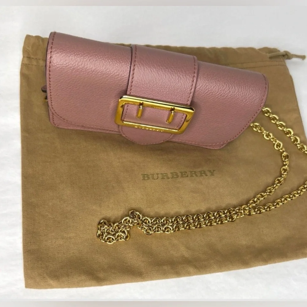 Burberry Pink Leather Bag with Gold Chain - Picture 3 of 14